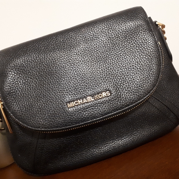 Designer purse - MK - Picture 10 of 15